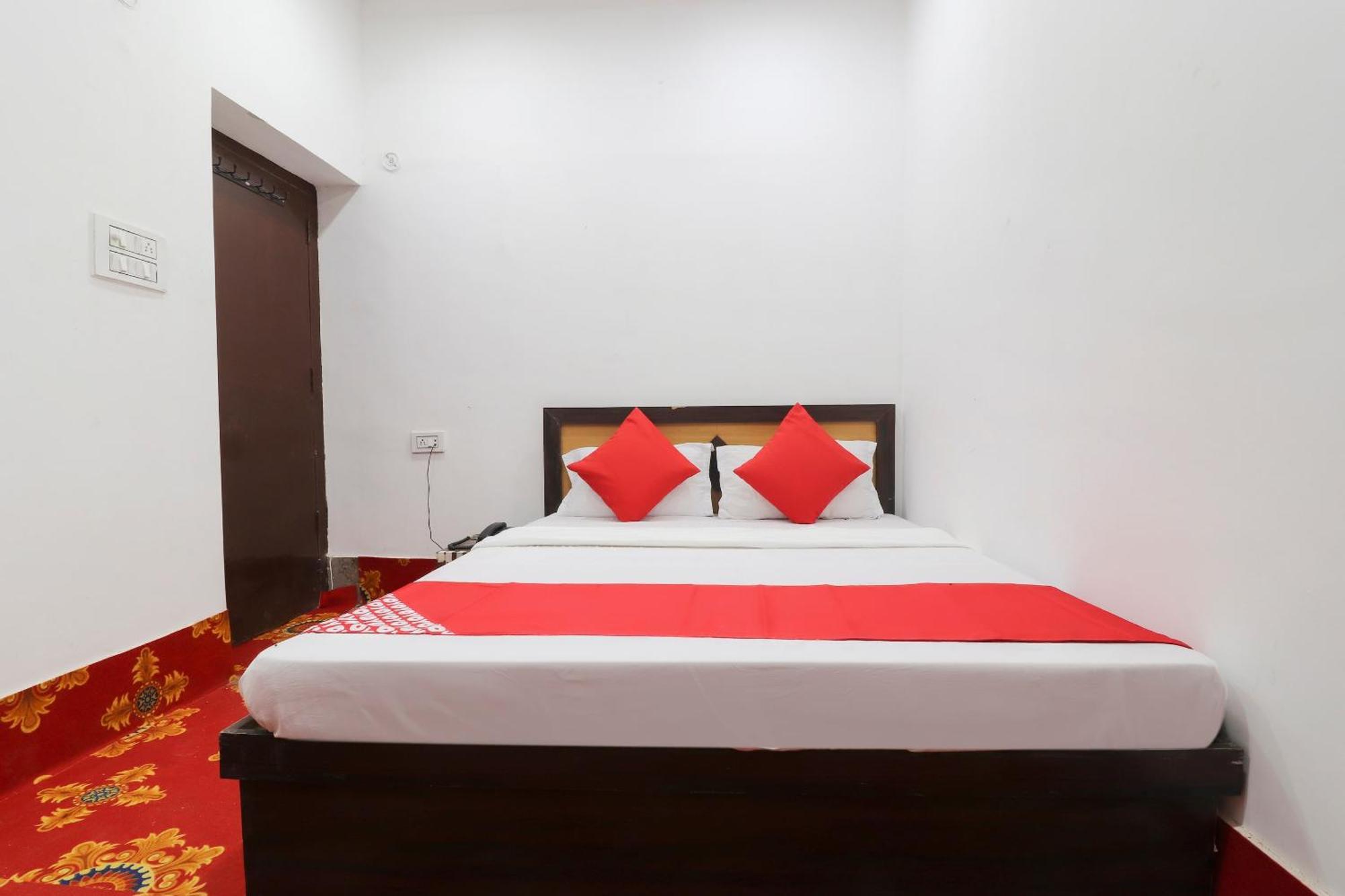 Hotel O Ram Inn Ayodhya Exterior photo